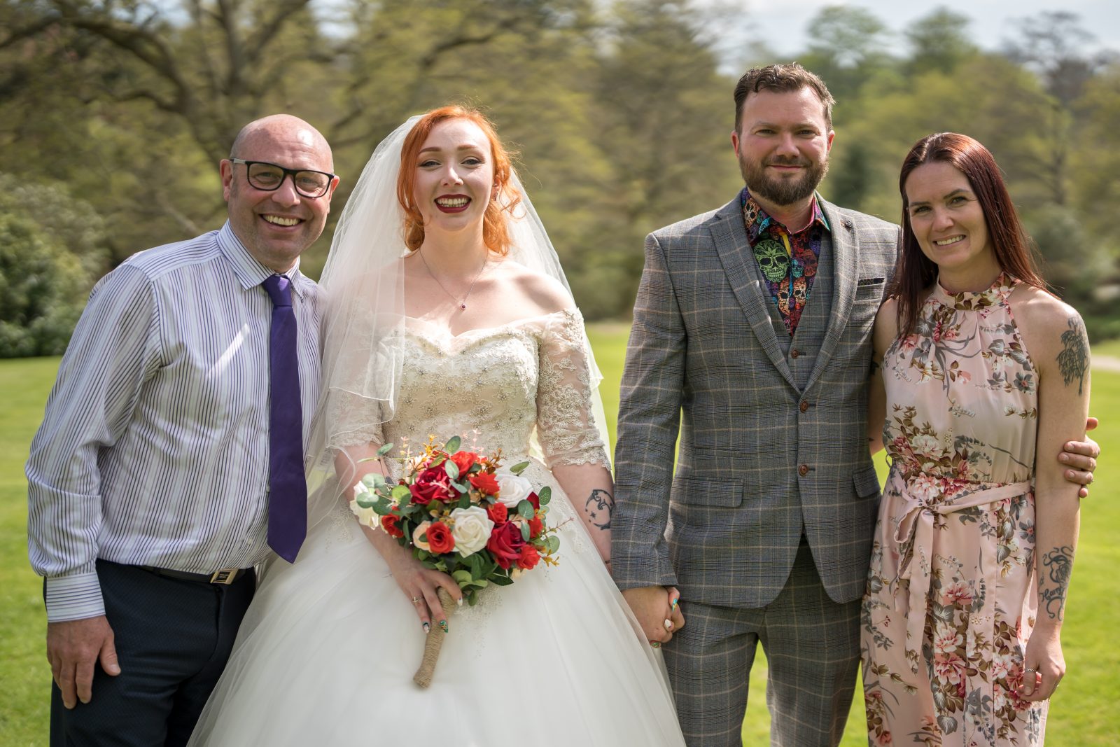 Lifesaving ambulance crew celebrate at cardiac arrest survivor’s(02)